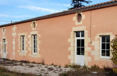 Zámok na predaj Blaye, Nouvelle-Aquitaine, Vedľajší dom