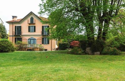 Historická vila Lisanza, Lombardsko
