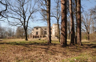Hrad na predaj Zagórzany, województwo małopolskie, Zámocký park