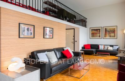Apartmán v historickej budove na predaj Torno, Lombardsko, Obytný priestor