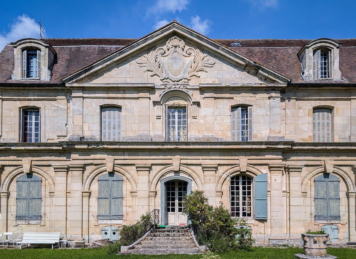 Fotky Francúzsky zámok a nádherné záhrady, 60 km od Paríža