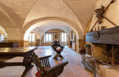 Mestská palác na predaj Filottrano, Marche, Vstupná hala