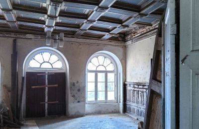 Zámok na predaj Dobrocin, Pałac w Dobrocinie, województwo warmińsko-mazurskie, Vstupná hala