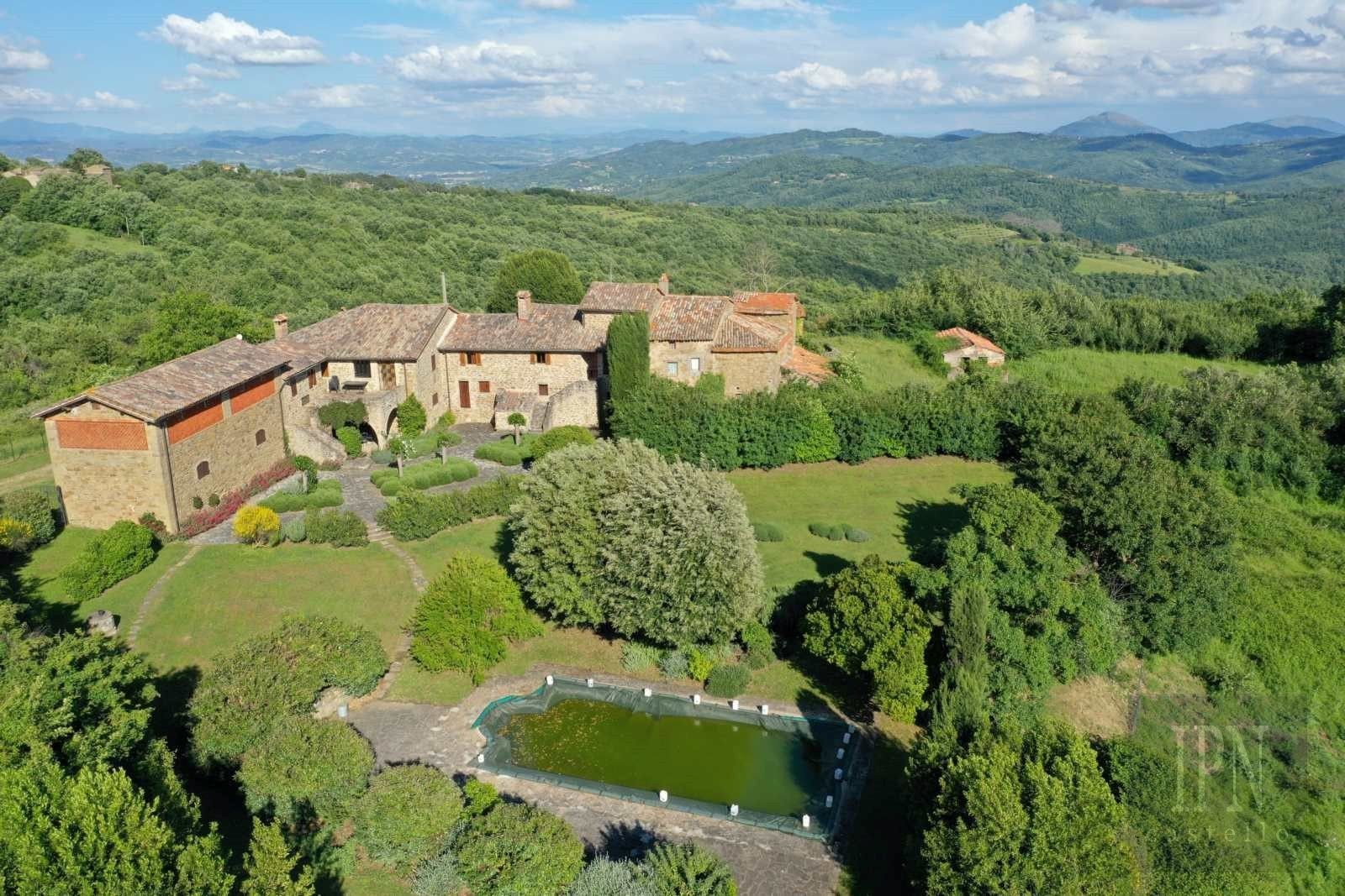 Fotky Zrekonštruovaný vidiecky dom v Città di Castello