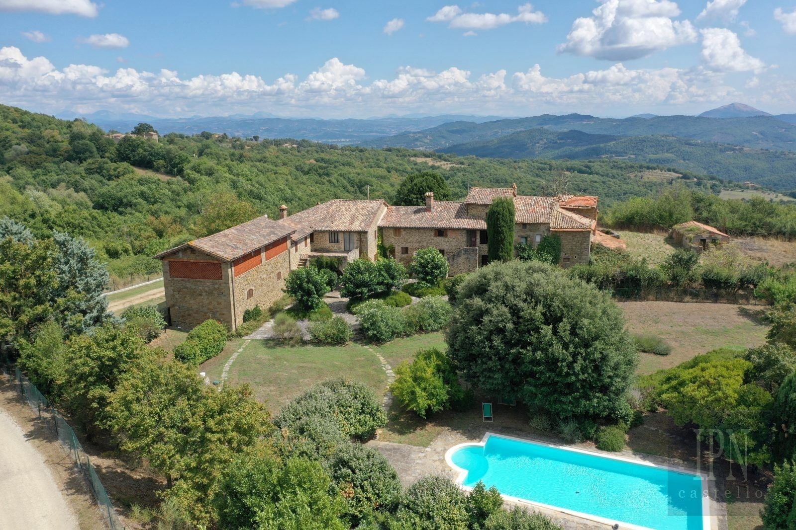 Fotky Zrekonštruovaný vidiecky dom v Città di Castello