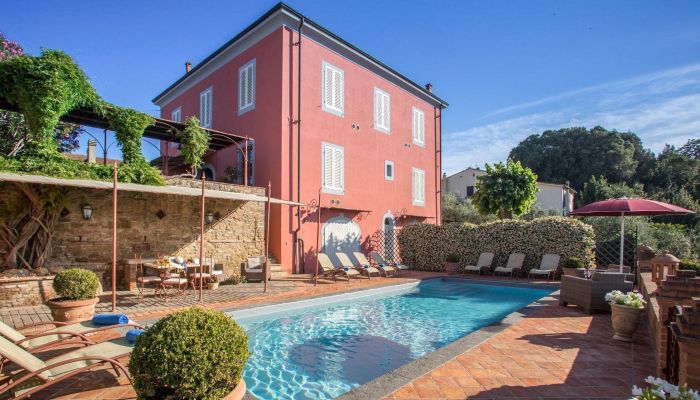 Historická vila na predaj Montelopio, Toscana,  Taliansko