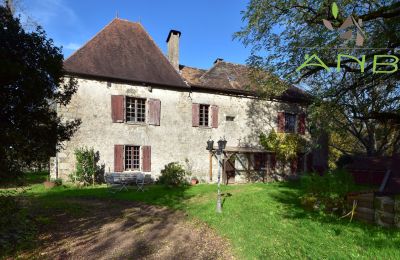 Kaštieľ na predaj Busserolles, Nouvelle-Aquitaine, Exteriérový pohľad