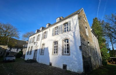 Zámok na predaj Astenet, Wallonie, das Herrenhaus, voll saniert 