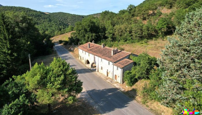 Vidiecky dom na predaj Perugia, Umbria,  Taliansko