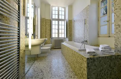 Zámok na predaj Uzès, Occitanie, Kúpeľňa