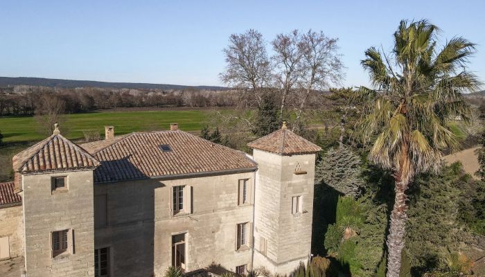 Kaštieľ na predaj Uzès, Occitanie,  Francúzsko
