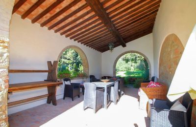 Vidiecky dom na predaj Montecatini Val di Cecina, Toscana, Veranda