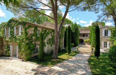 Kaštieľ na predaj Uzès, Occitanie, Exteriérový pohľad