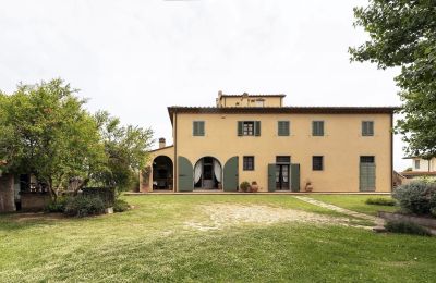 Vidiecky dom na predaj Crespina, Toscana, Exteriérový pohľad