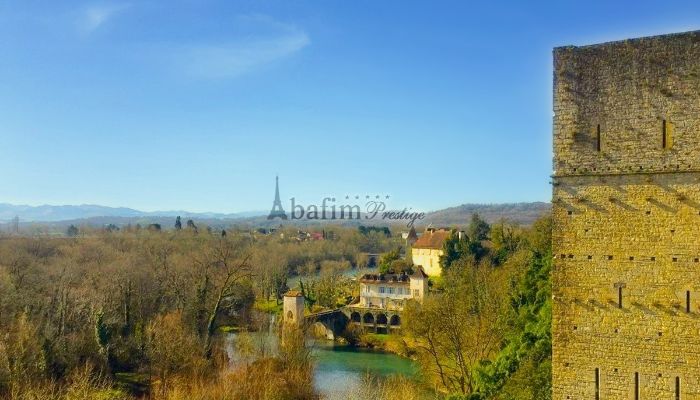 Historická vila Sauveterre-de-Béarn, Nouvelle-Aquitaine