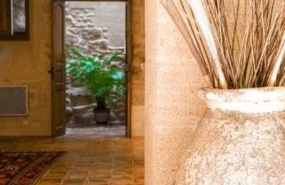 Historická nehnuteľnosť na predaj Vers-Pont-du-Gard, Occitanie, Obrázok 13/31