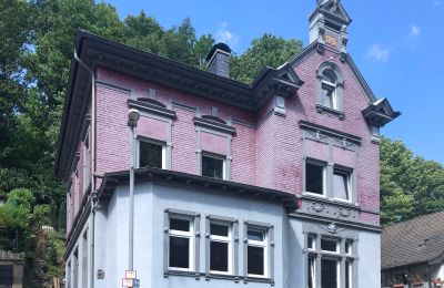 Historické nehnuteľnosti, Historická vila na predaj v Altena, Nemecko – Unikátna nehnuteľnosť s výhľadom na hrad Altena