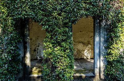 Historická vila na predaj Longone al Segrino, Lombardsko, Záhrada