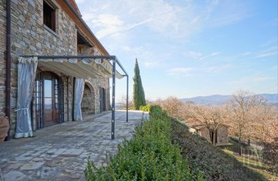 Vidiecky dom na predaj 06019 Preggio, Umbria, Terasa