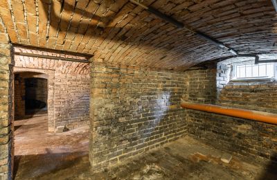 Historická vila na predaj Grodzisk Mazowiecki, T. Kościuszki 28, województwo mazowieckie, Suterén