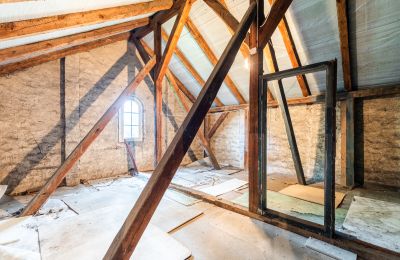 Historická vila na predaj Grodzisk Mazowiecki, T. Kościuszki 28, województwo mazowieckie, Podkrovie