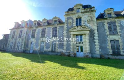 Zámok na predaj Thouars, Nouvelle-Aquitaine, Obrázok 2/14
