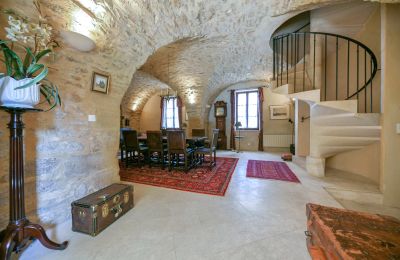 Historický objekt Aigaliers, Occitanie