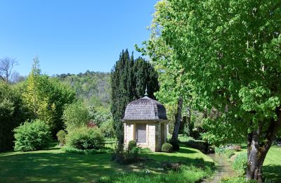 Kaštieľ na predaj Chaumont, Grand-Est, Záhrada
