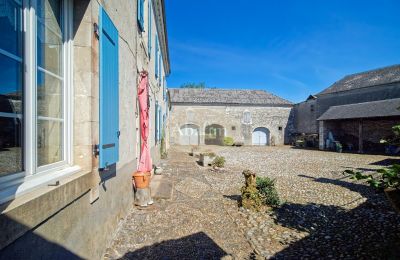 Historický objekt na predaj Nay, Nouvelle-Aquitaine, Obrázok 3/17