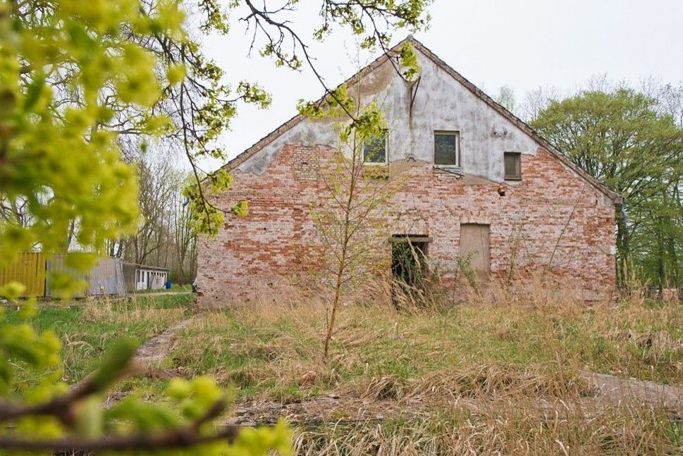 Fotky Kuria v Mesekenhagen neďaleko Greifswaldu s potenciálom na rekonštrukciu