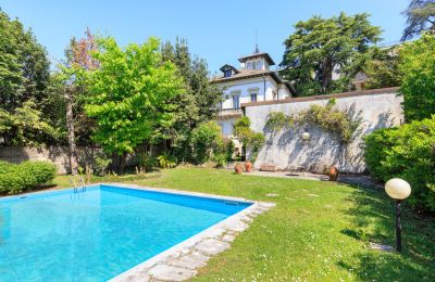 Apartmán v historickej budove na predaj Verbania, Piemont, Bazén