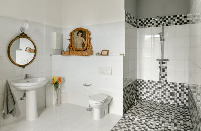 Kaštieľ na predaj 23881 Niendorf / Stecknitz, Schleswig-Holstein, Kúpeľňa