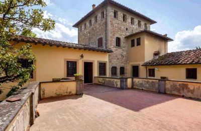 Hrad na predaj Vicchio, Toscana, Dvor