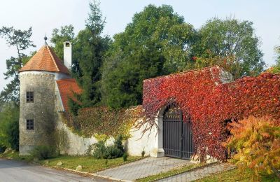 Kaštieľ Trnavský kraj, okres Hlohovec, Koplotovce