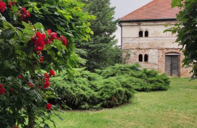 Kaštieľ na predaj Koplotovce,  kaštieľ, Trnavský kraj, Záhrada- sýpka
