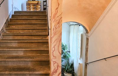 Historická vila na predaj Montecalvoli, Toscana, Schodisko
