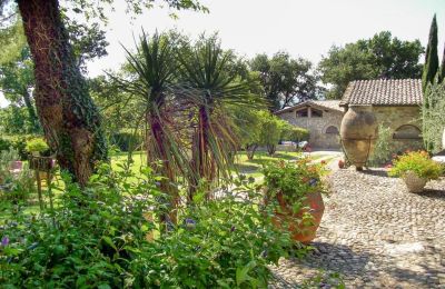Kaštieľ na predaj 05014 Castel Viscardo, Umbria, Záhrada