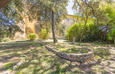 Hrad na predaj Vacone, Piazza del Municipio 1, Lazio, Záhrada