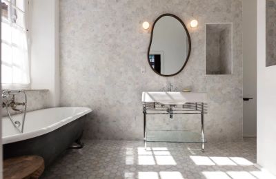 Kaštieľ na predaj 84000 Avignon, Provence-Alpes-Côte d'Azur, Kúpeľňa