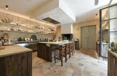 Kaštieľ na predaj 84000 Avignon, Provence-Alpes-Côte d'Azur, Obrázok 35/50