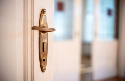 Apartmán v historickej budove na predaj Charlottenburg-Wilmersdorf, Schmargendorf, Berlin, Detaily
