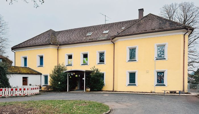 Zámok na predaj 92237 Sulzbach-Rosenberg, Bayern,  Nemecko