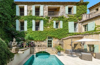 Historický objekt Uzès, Occitanie