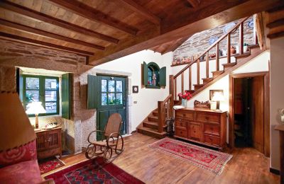 Historická nehnuteľnosť na predaj Gondomar, Galícia, Vstupná hala