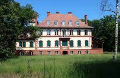 Kaštieľ na predaj 14715 Schollene, Sachsen-Anhalt, Pohľad zo zadnej strany