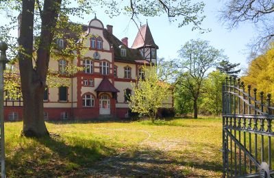 Historické nehnuteľnosti, Kaštieľ v regióne Elbe-Havelland