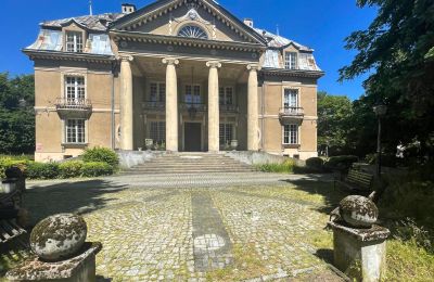 Zámok Łubie, województwo śląskie