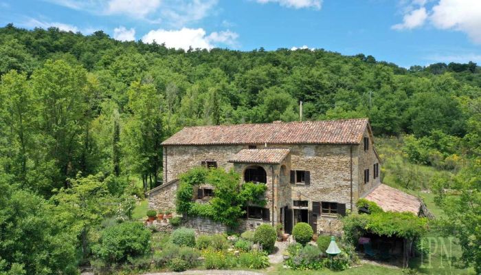 La casa di campagna segreta, Dôverná ponuka nehnuteľnosti