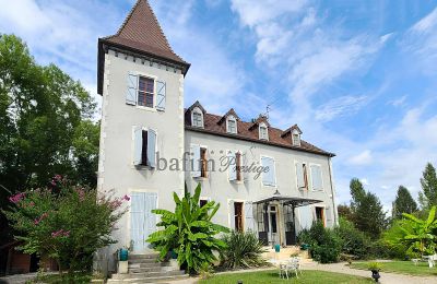 Kaštieľ na predaj Pau, Nouvelle-Aquitaine, Exteriérový pohľad