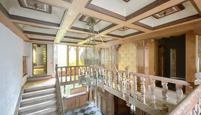 Château s atmosférou a potenciálom neďaleko Lúrd, Dôverná ponuka nehnuteľnosti